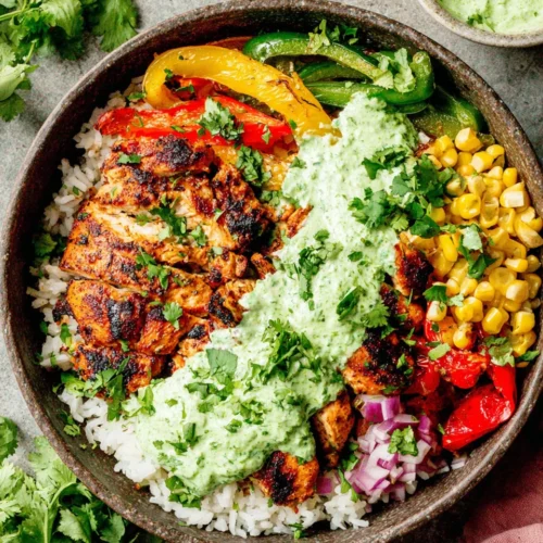 Chicken Fajita Bowl: A Flavorful Family Favorite 1 Delicious chicken fajita bowl packed with colorful veggies.
