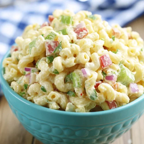 Creamy Ranch Pasta Salad: A Delightful Family Favorite 1 Creamy ranch pasta salad with elbow macaroni and veggies