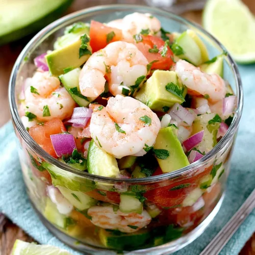 Delicious shrimp ceviche recipe with fresh vegetables.